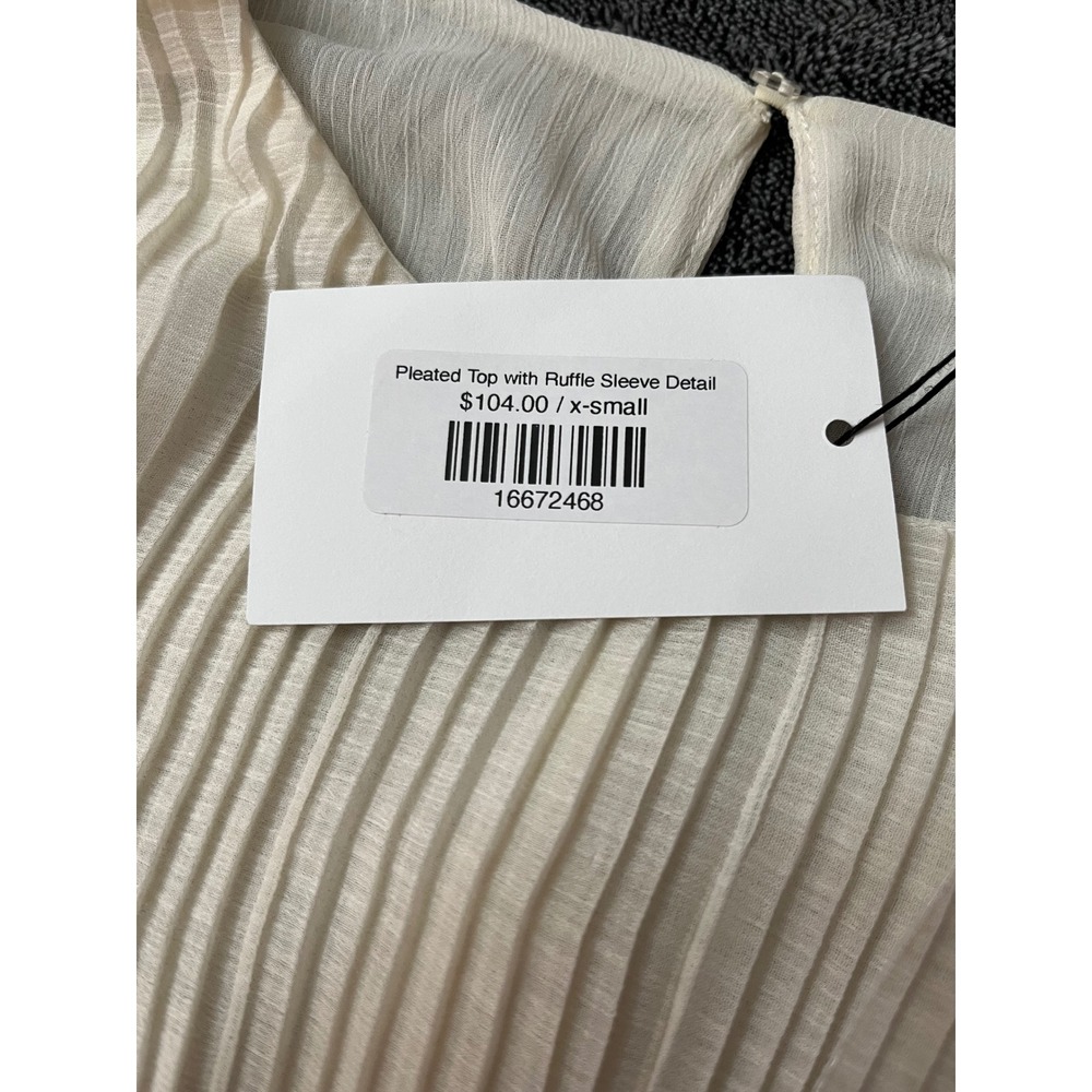 NWT Romantic Endless Rose Pleated Top with Ruffle Sleeve Cream Off White XS - Picture 6 of 8